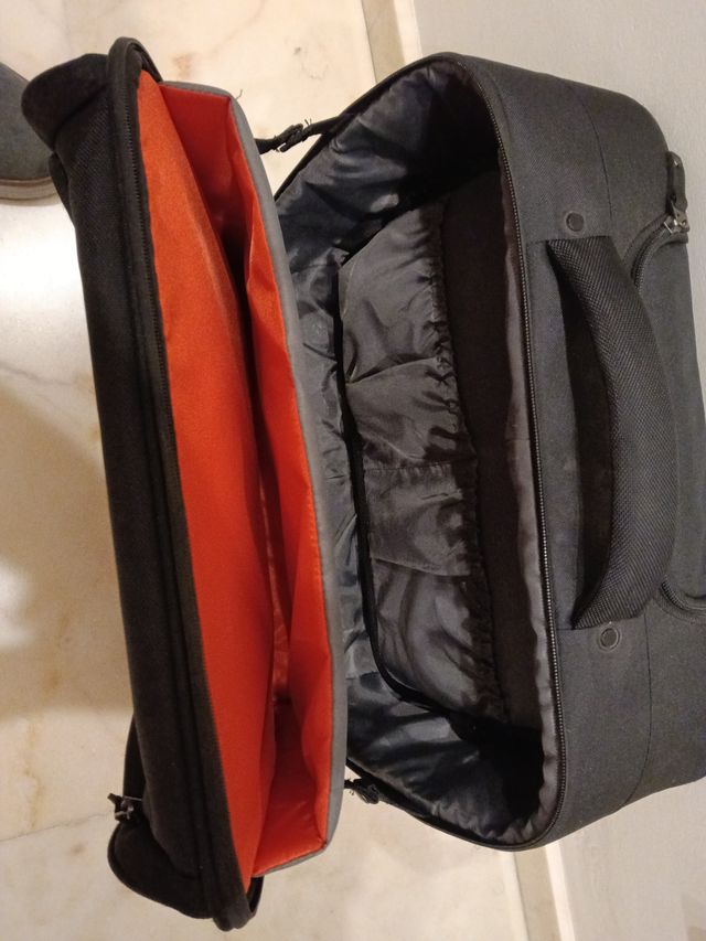 Maleta profesional de viaje negra