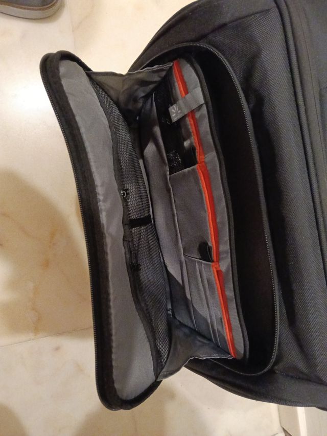 Maleta profesional de viaje negra