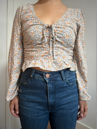 Top Cropped Floral Fruncido Escote Lazo Talla S