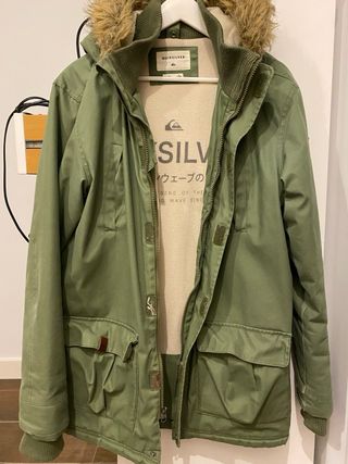 Chamarra Quiksilver verde oliva talla XL 18 años
