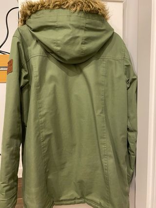 Chamarra Quiksilver verde oliva talla XL 18 años
