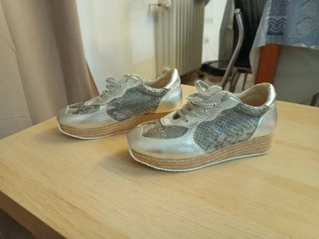 Zapatillas Fosco doradas y plateadas