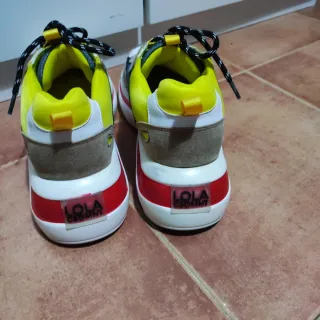Zapatillas Mujer Blancas y Amarillas