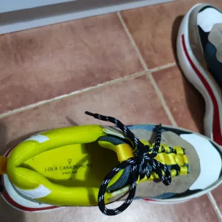 Zapatillas Mujer Blancas y Amarillas