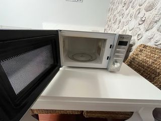 Microondas Nevir NVR 6032 MDS + Manual