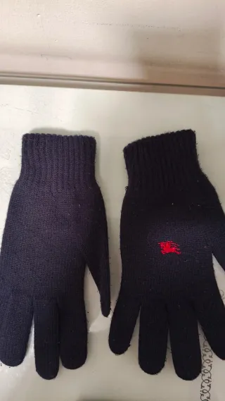 Guantes Lana Burberry Rojo y Negro