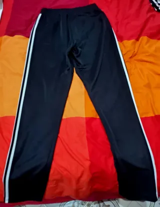 Chandal deportivo Adidas negro