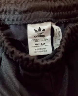 Chandal deportivo Adidas negro