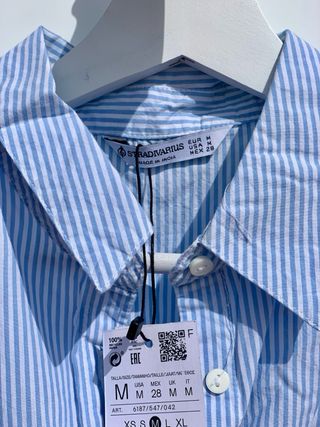 Camisa Crop Rayas Azul Talla M