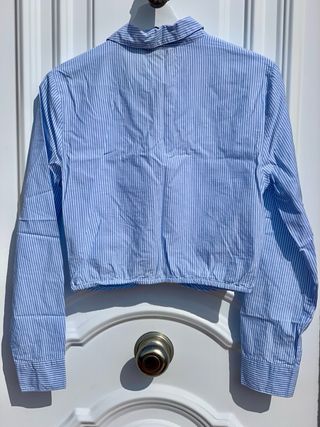Camisa Crop Rayas Azul Talla M