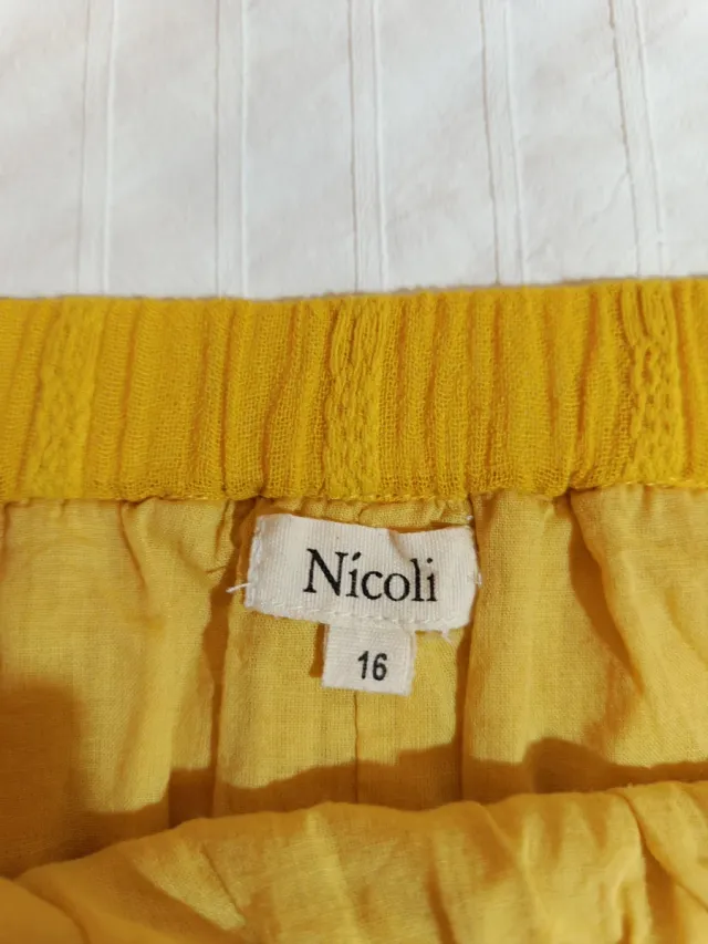 Falda amarilla Nicoli