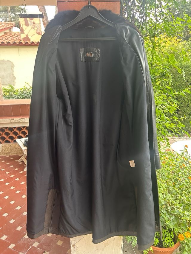 Trench de piel J. Roca negro