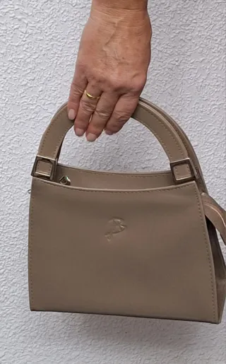 Bolso de mano beige