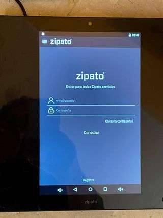 Tableta Zipato para control domótico
