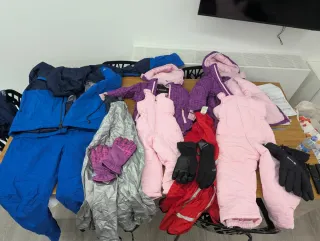 Ropa de nieve infantil