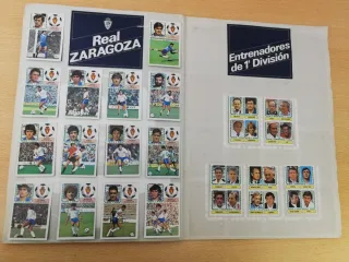 Album Este 84-85 completo, un cromo por casilla.