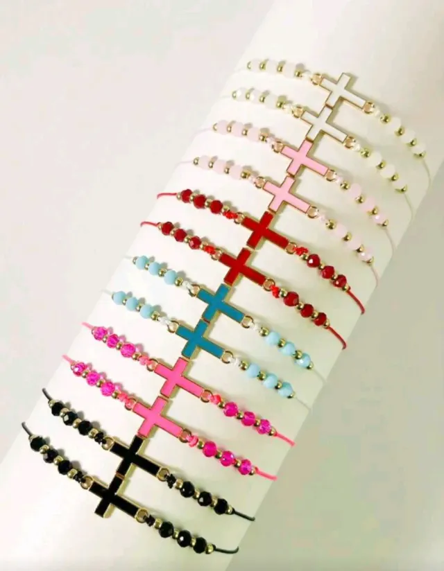 Pulseras Cruz de colores Hechas a Mano
