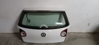 Portón trasero Golf V