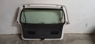 Portón trasero Golf V
