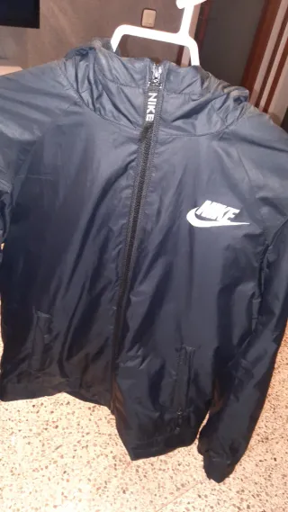 Chaqueta Nike Polar Azul y Blanca