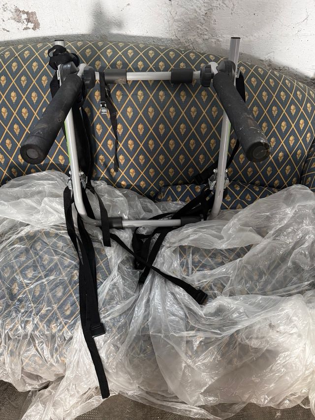 Portabicicletas portón trasero + señal