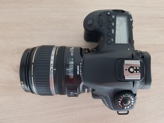Canon EOS 60D + Objetivo EF-S 17-85mm + Accesorios