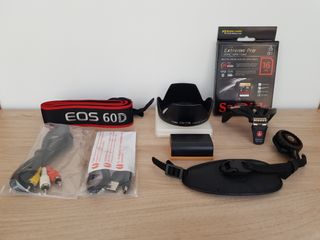 Canon EOS 60D + Objetivo EF-S 17-85mm + Accesorios