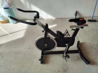 Bicicleta Spinning SP 100