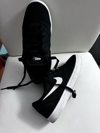 Zapatillas Nike niño negras