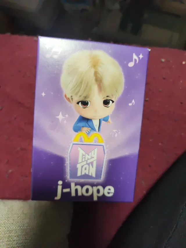 Caja J-Hope TinyTAN McDonald's