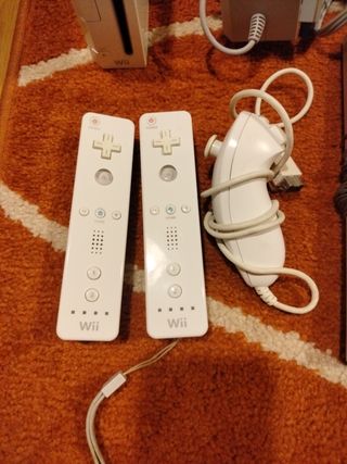 Consola Nintendo Wii Blanca + Accesorios