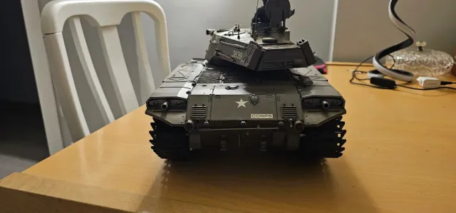 Tanque radiocontrol militar USAMA41A3