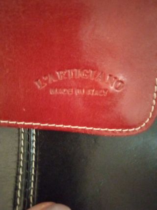 Bolso piel auténtica en negro y rojo d L'Artigiano