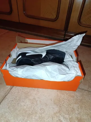 Botas fútbol Nike Tiempo PREMIER III. Talla 43