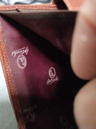 Cartera Iptuchi Marrón