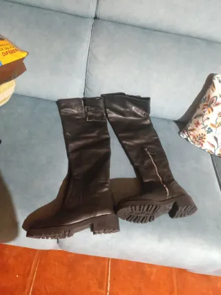 Botas altas Zara negras