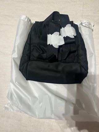 Mochila sin estrenar Bimba y Lola Negra