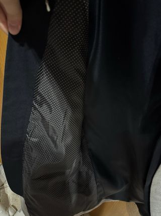 Americana traje gris y negra