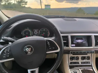 Jaguar XF 2013