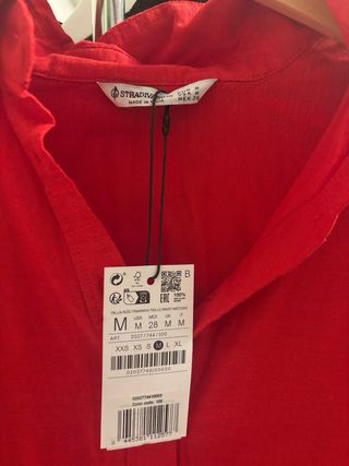 Camisa roja Stradivarius