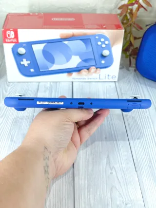 Nintendo Switch Lite Azul Completa