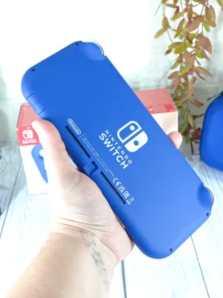 Nintendo Switch Lite Azul Completa