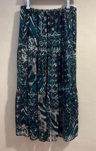 Blusa ZARA multicolor y falda 