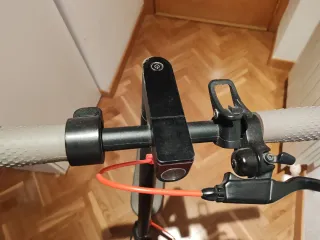 Patinete Eléctrico AOVOPRO + Cargador