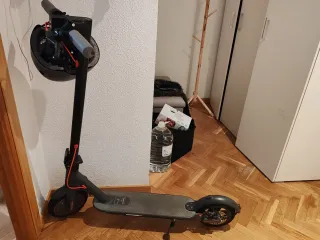 Patinete Eléctrico AOVOPRO + Cargador