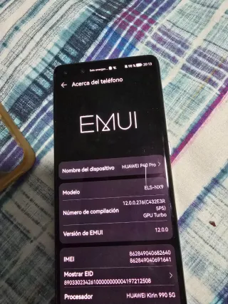 Huawei P40 Pro con la sua scatola originale