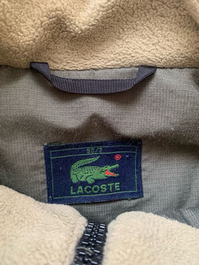 Abrigo de Lacoste