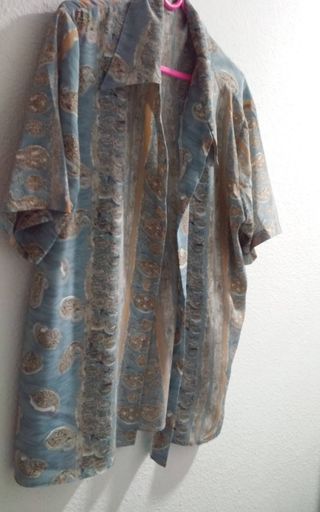 Camisas de mujer. 2 x 5 euros. A elegir

