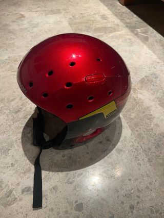 Casco de esquí Salomon rojo