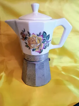 Caffettiera alluminio e porcellana decorata